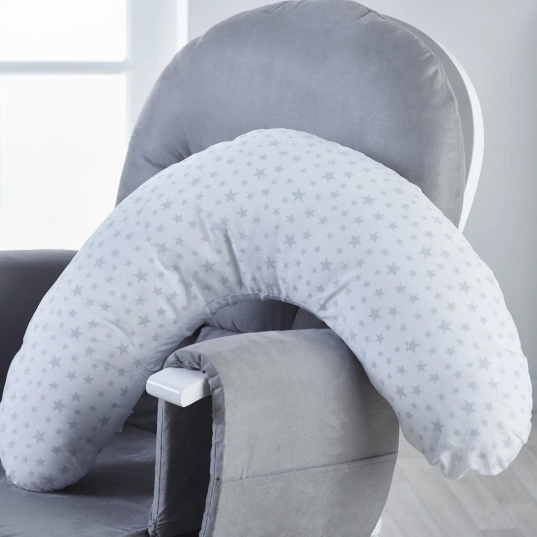 V-shaped nursing pillow